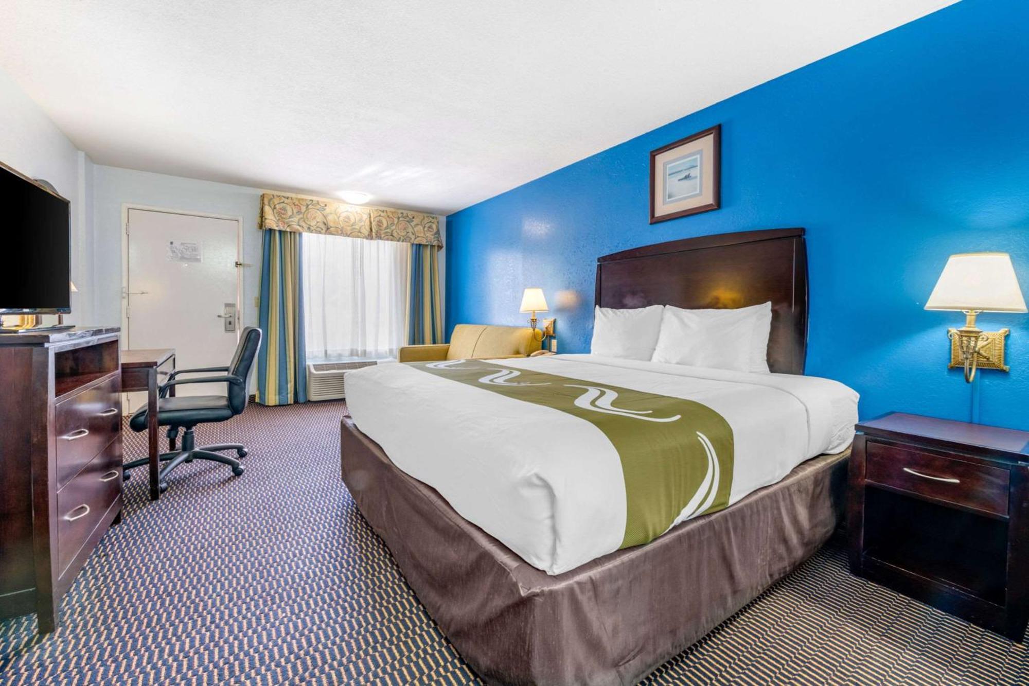 Quality Inn Sarasota North Near Lido Key Beach Екстер'єр фото