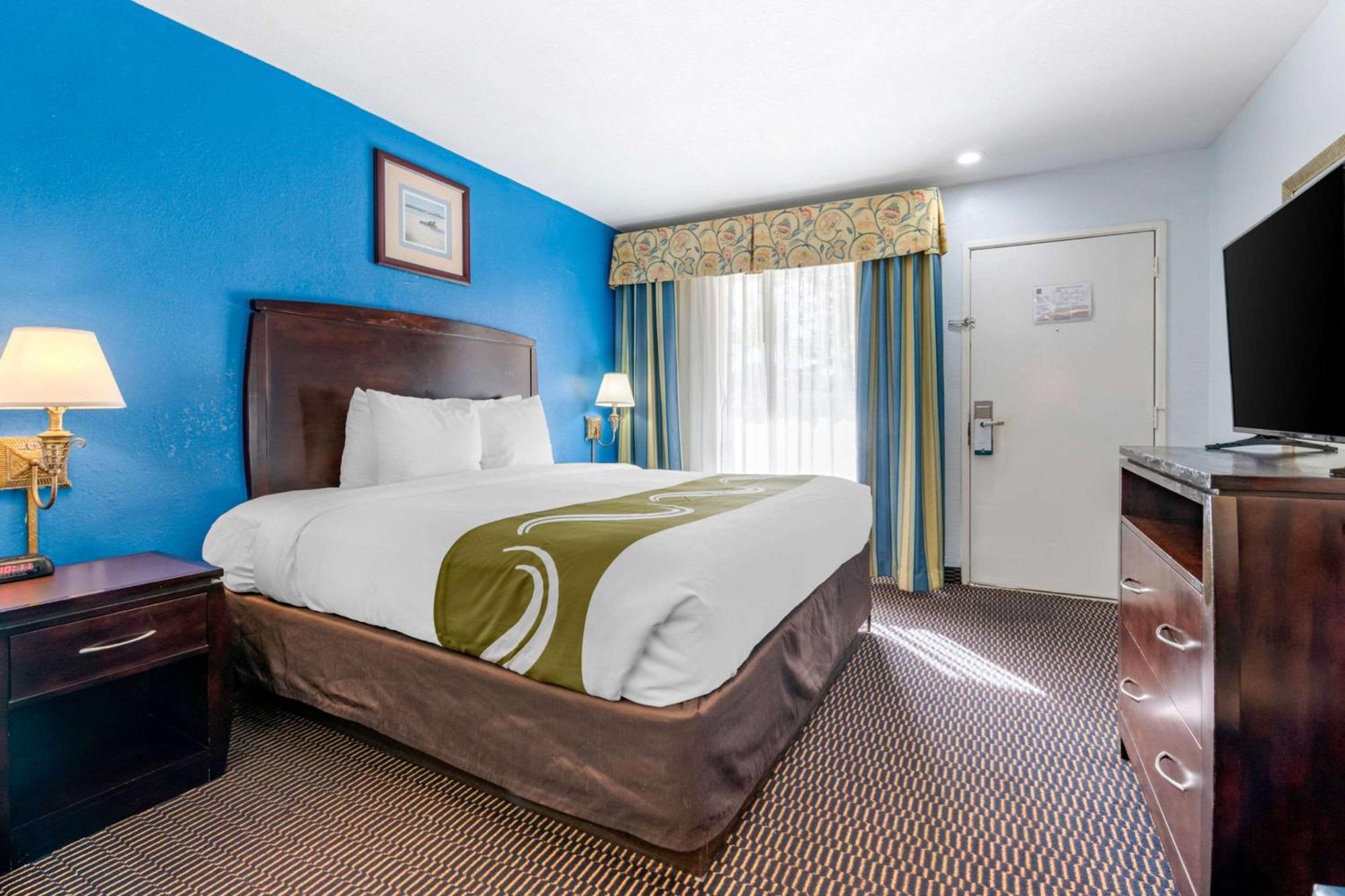 Quality Inn Sarasota North Near Lido Key Beach Екстер'єр фото